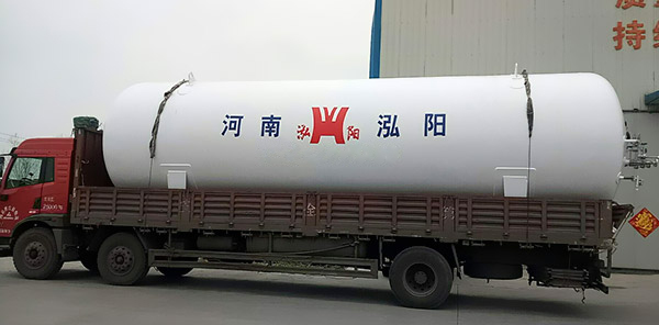 lng储罐发货现场